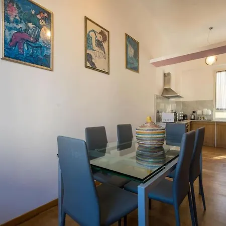 A Casa Di Ce' Λα Σπέτσια