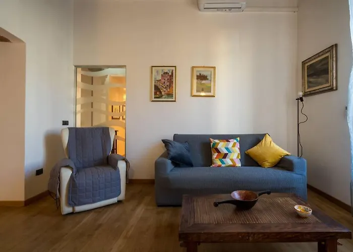 Apartman A Casa Di Ce' La Spezia